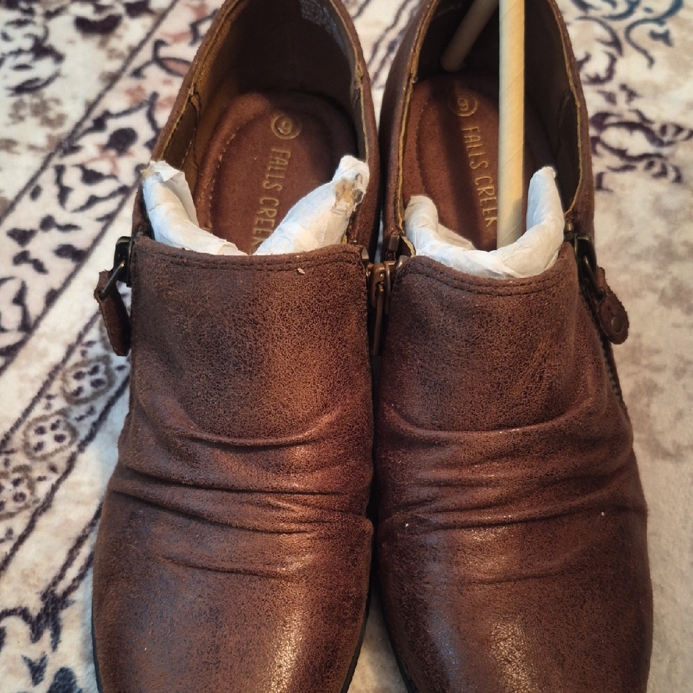 Falls Creek Men's Tan Loafers